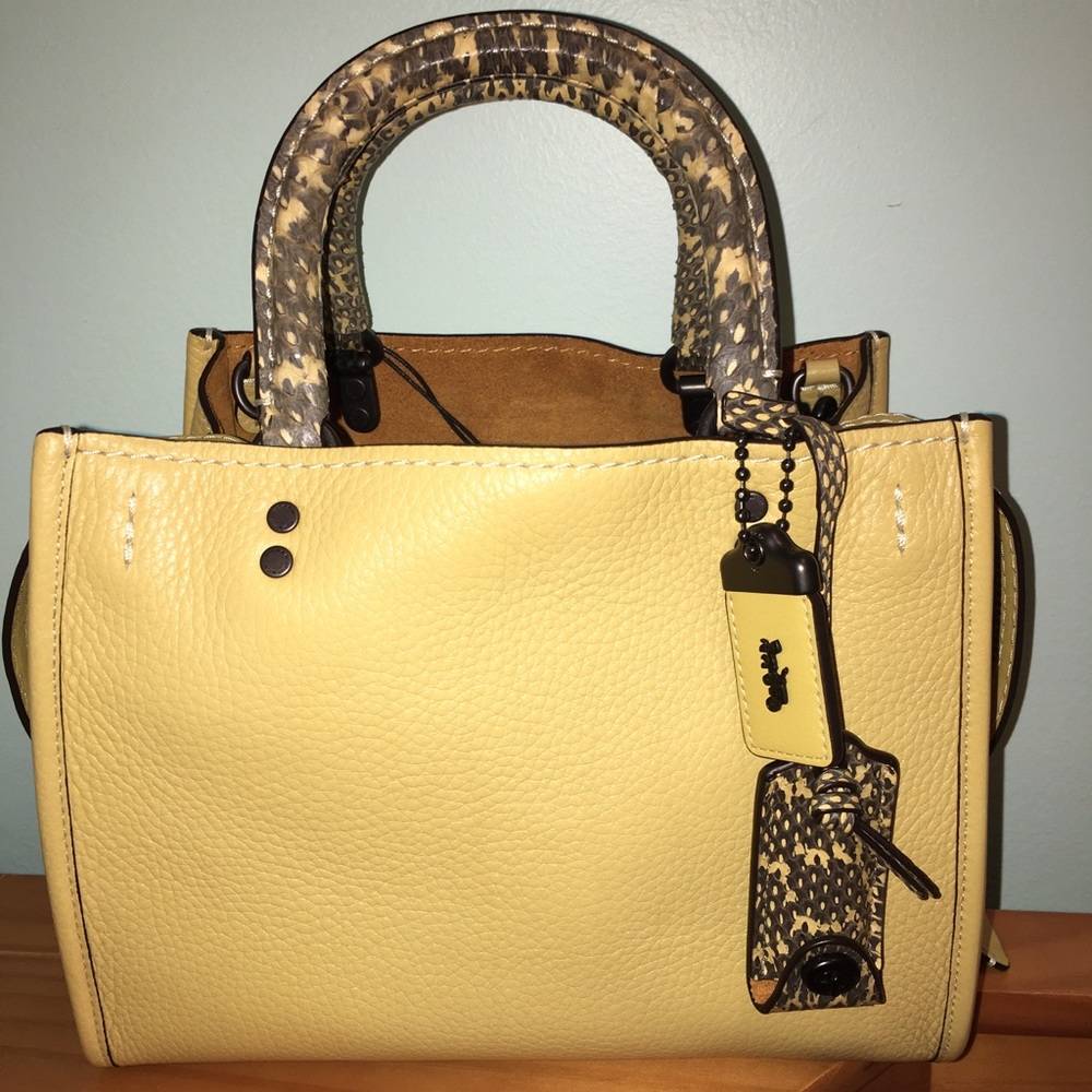 ⭐️⭐️2X HP⭐️⭐️ NWT 💯 Authentic Coach Rogue 25 w/ Snakeskin Handles - Picture 2 of 16